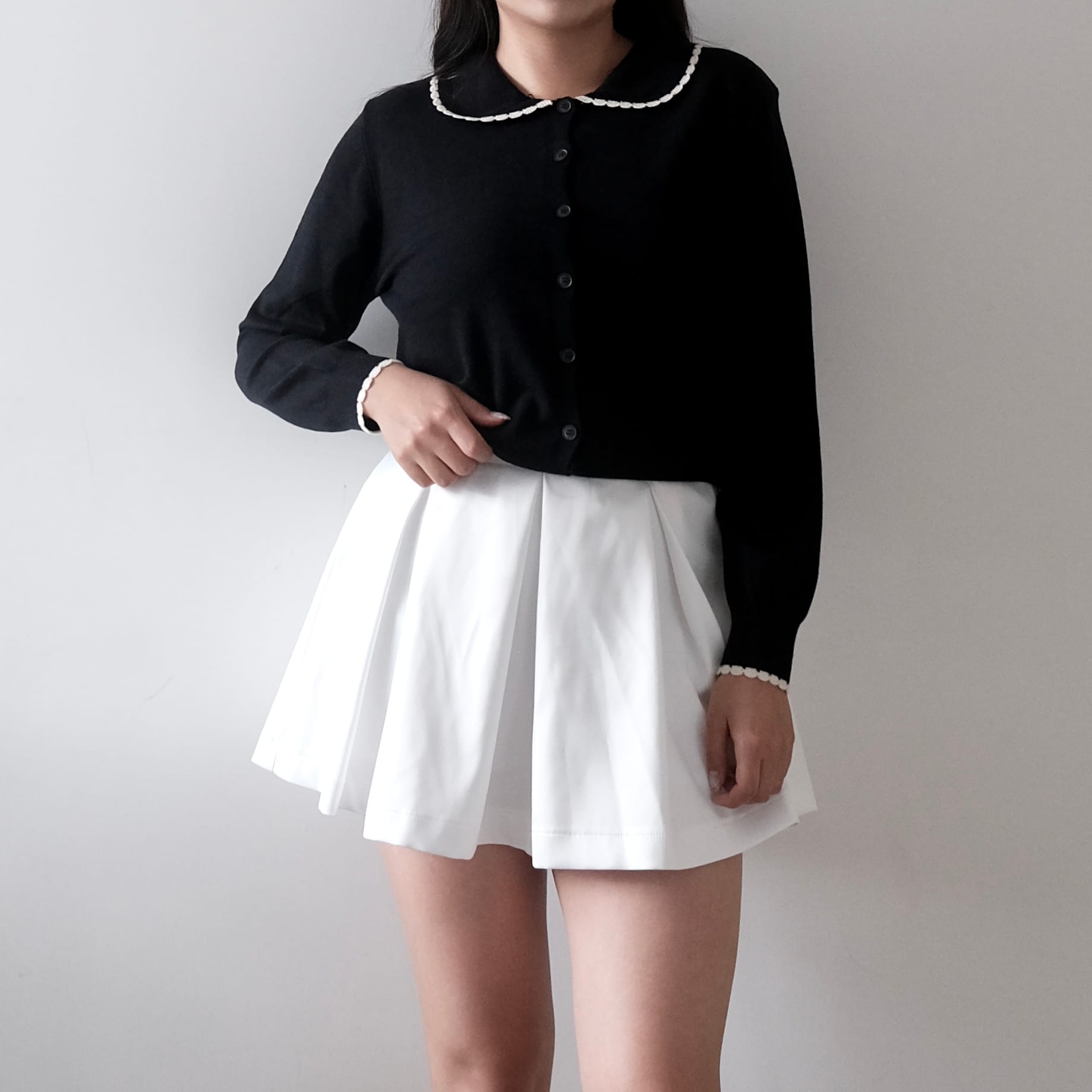 25AUGOTR003_7 Peter Pan Collar Cardigan - Image 1