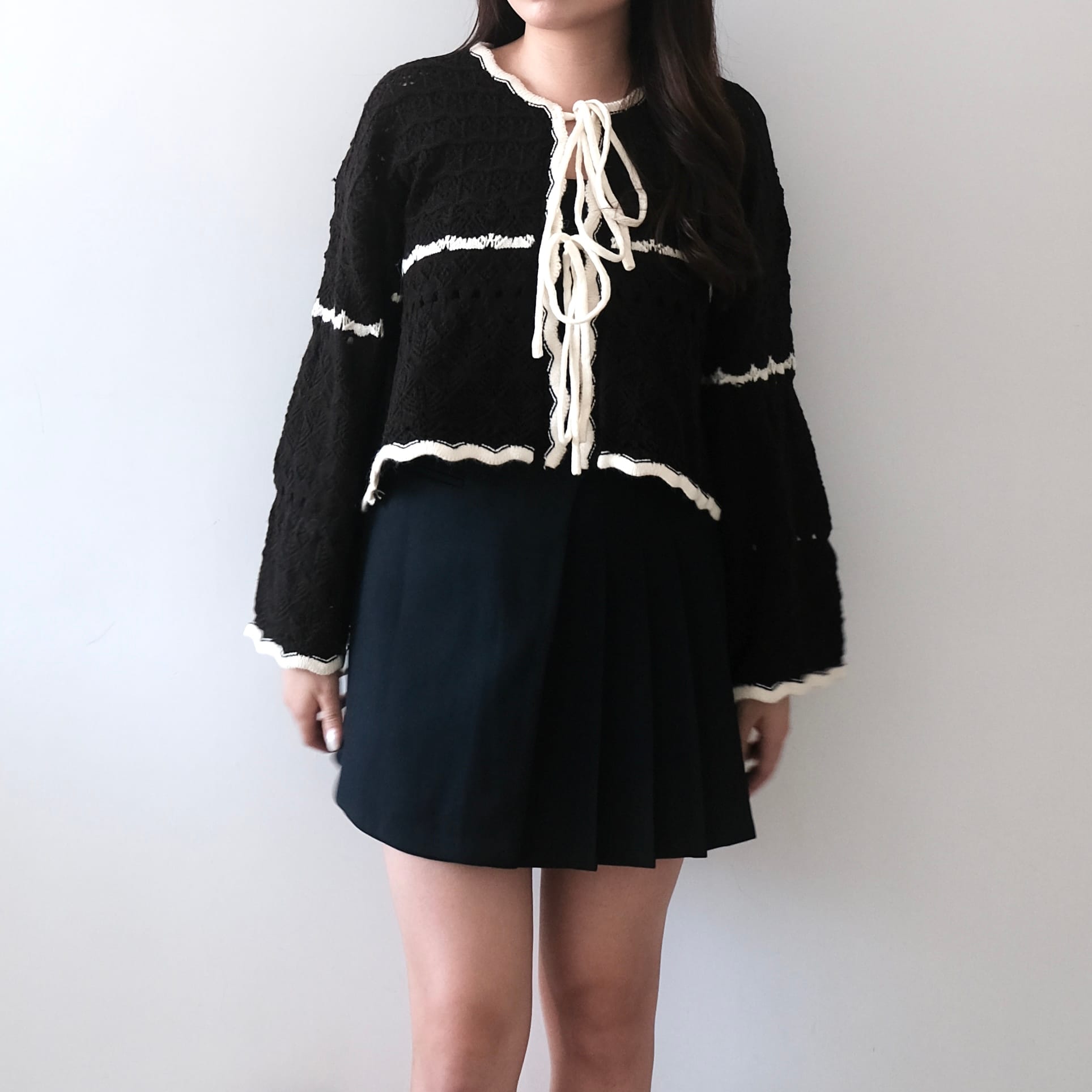 25OCTOTR001_01 Delicated Broderie Cardigan - Image 1