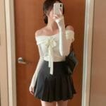 Elegant Ribbon Offshoulder Top - Image 3