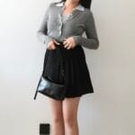 Two Tone Collar Knit - Image 18