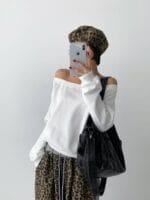 Slouchy Bare Shoulder Pullover - Image 15