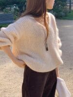 [Premium] OUNCE Rina Mohair V Knit - Image 24
