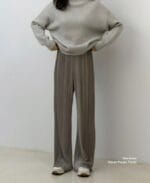 Velvet Pleated Wide Legs Pants - Image 5