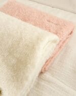 [Premium] OUNCE Fluffy Alpaca Buckle Muffler - Image 9