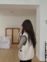 [Premium] Boucle Cloudy Teddy Vest - Image 2