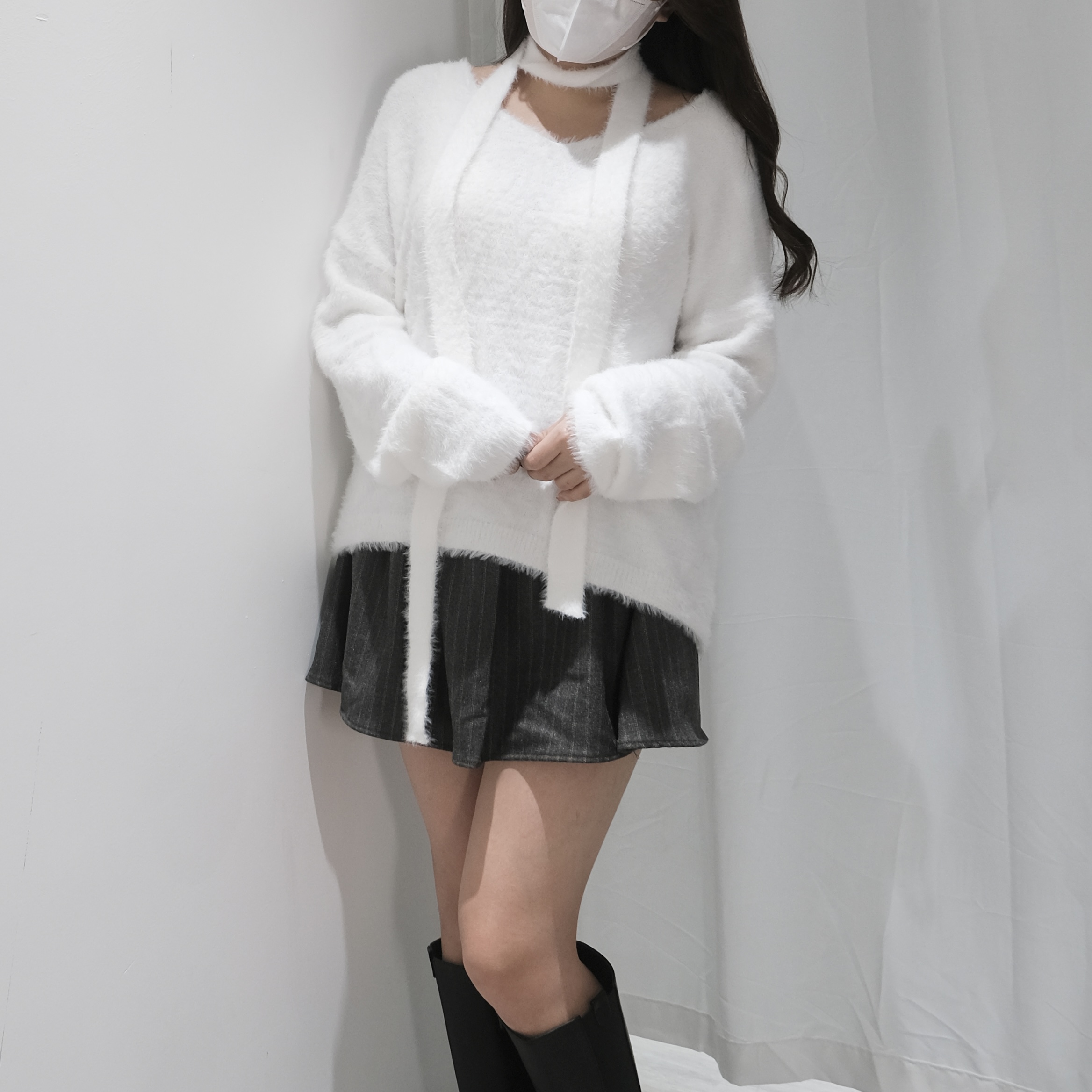 25NOVTOP014_01 Fluffy Vneck Choker Sweater - Image 1