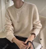 [Premium] Round Neck Wool Knit