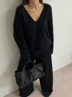 [Premium] Alpaca Wool V-neck Knit - Image 5