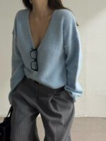 [Premium] Alpaca Wool V-neck Knit - Image 15