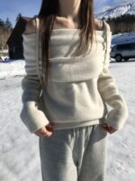 [Premium] Haze Off-shoulder Knit - Image 10