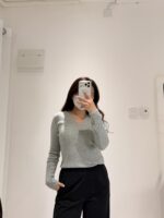 Flipped V-Knit Top - Image 13