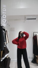 Mochi Vneck Basic Knit - Image 2