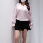 Mochi Vneck Basic Knit - Image 10