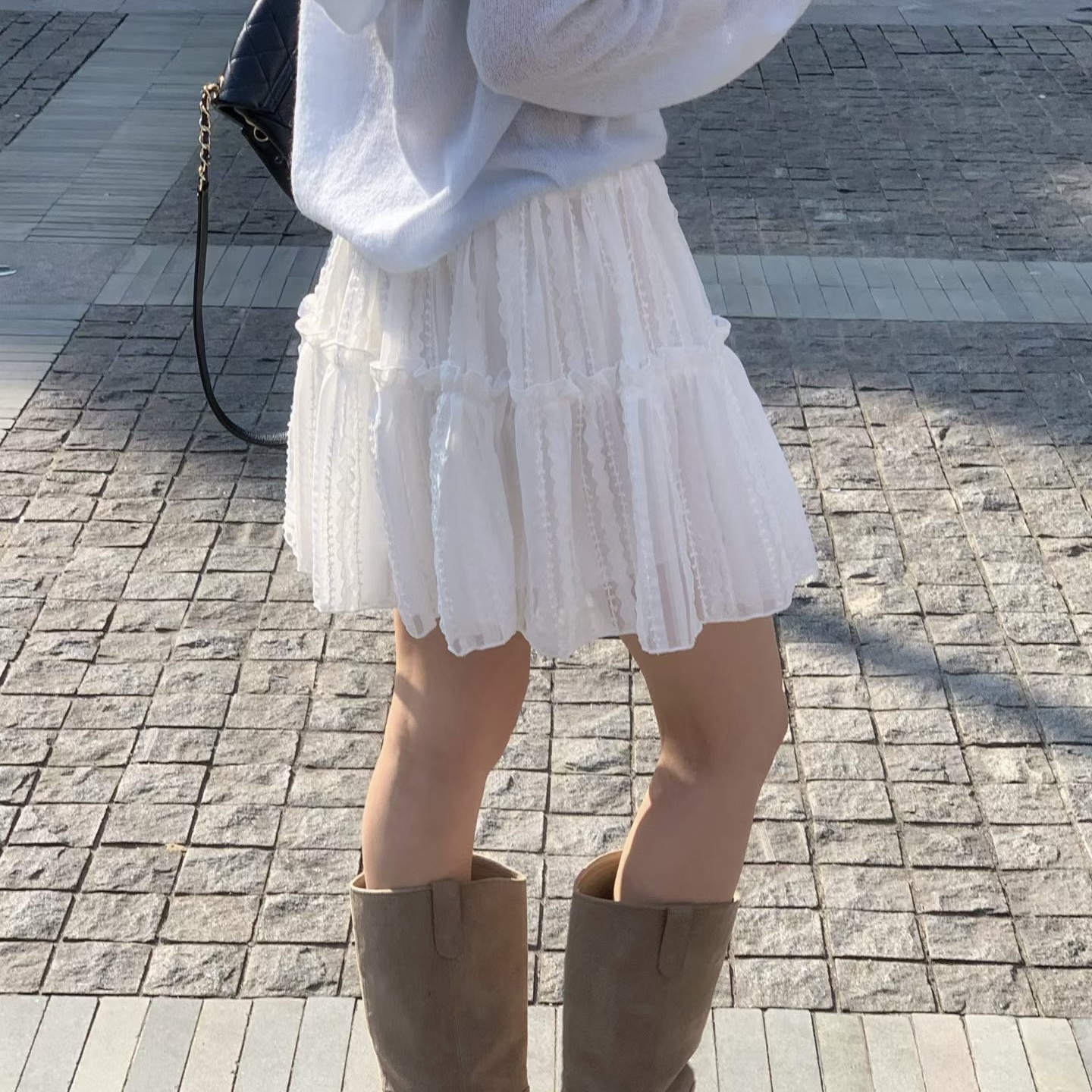 26FEBBTTM001_01 Spring Laurent Skirt - Image 1