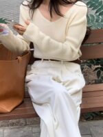 Classic Ribbed Vneck Knit - Image 5