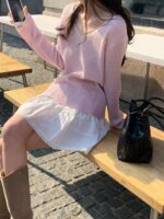 Classic Ribbed Vneck Knit - Image 7