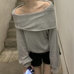 Hooded Offshoulder Top