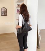 Grained Sleek Traingular Bag - Image 9