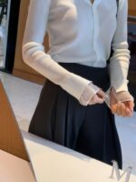 [Premium] Sheer Trim Button Knit Cardigan - Image 3