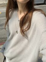 OUNCE Join Hachi V-Neck Knit - Image 5