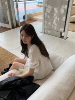 OUNCE Neck Ruffle Blouse - Image 17