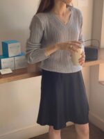 OUNCE V-Neck Rib Knit Top - Image 18