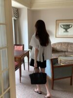 OUNCE Back Ribbon Shirring Blouse - Image 10