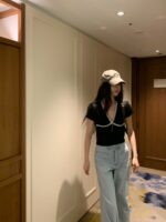 V-neck Lace Tee - Image 7