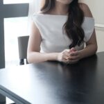 [Premium] Satin Irregular Top - Image 5