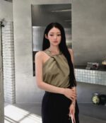 [Premium] X-Cut Satin Vest - Image 12