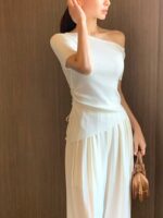 [Premium] One Shoulder Irregular Top - Image 8