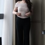 Classy Offshoulder Top - Image 11