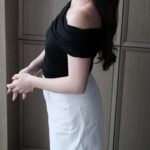 Classy Offshoulder Top - Image 5