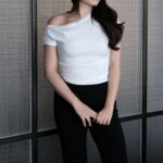 One-shoulder Lace Top - Image 13