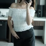 Ruffle Offshoulder Top