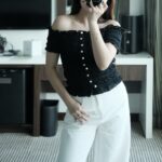 Ruffle Offshoulder Top - Image 9
