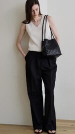 JURI - BLACK - Image 8