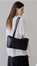 SARA - BLACK - Image 5