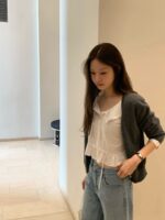 [Premium] OUNCE Mia Deep V Seamless Cardigan - Image 2