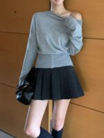 [PREMIUM] Draped Shoulder Buttoned Knit Top - Image 38
