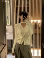 [PREMIUM] The Tie-Neck Wool Cardigan - Image 6