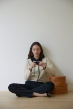 [Premium] Contrast Collar Wool Cardigan - Image 10