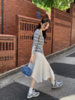 [Premium] Multi-Striped V-Neck Cardigan - Image 18
