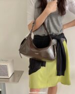 Bucks and Leather Double Pockets Shoulder Bag - Image 10