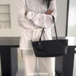 Bucks and Leather Serene Tote Bag (Size M)