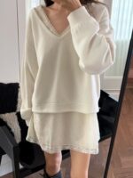 [Premium] OUNCE Wool V-Neck Sweatshirt - Image 11